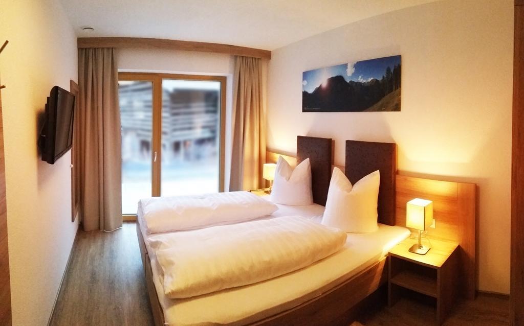 Apart Viva Ischgl Room photo