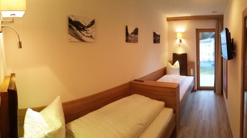 Apart Viva Ischgl Room photo